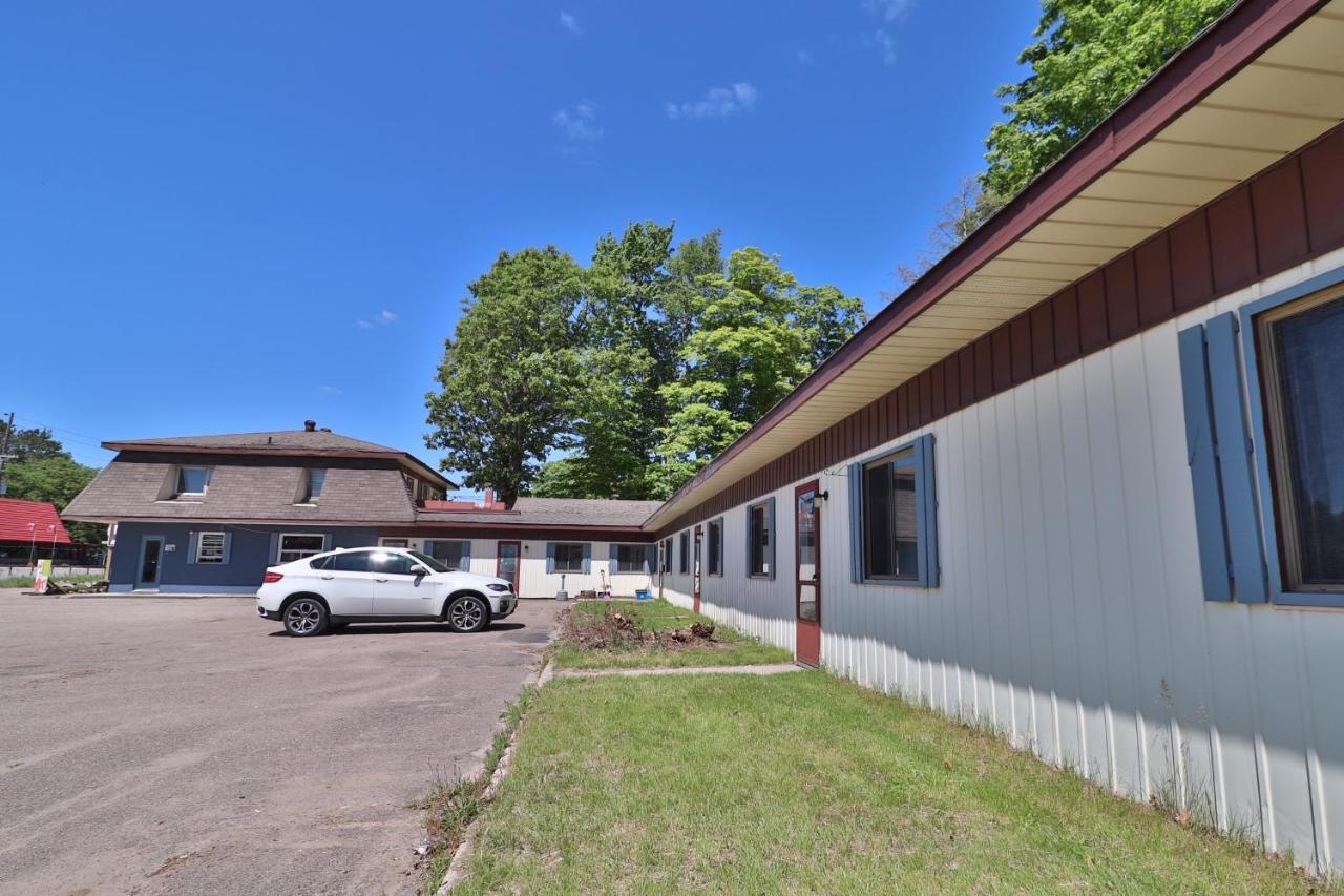Bestliving Motel Washago Экстерьер фото